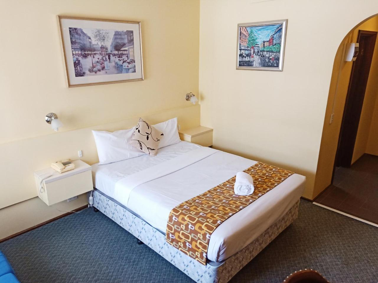 Glen Inn Glen Waverley Ngoại thất bức ảnh